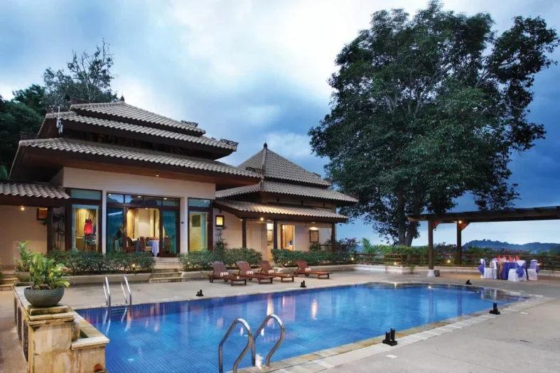 Hotel Kolam Renang Anak: Aman dan Cocok Liburan Keluarga