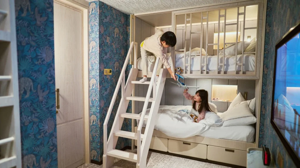 Family Suite: Ruang Keluarga dan Nyaman untuk Liburan Anak